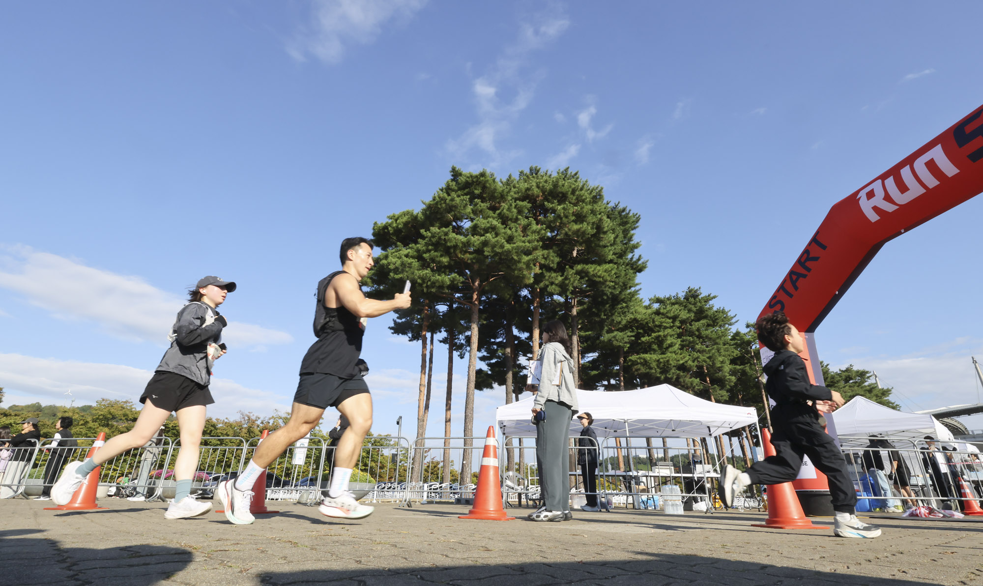 런센스;마라톤;버닝런;런센스2026;비즈한국