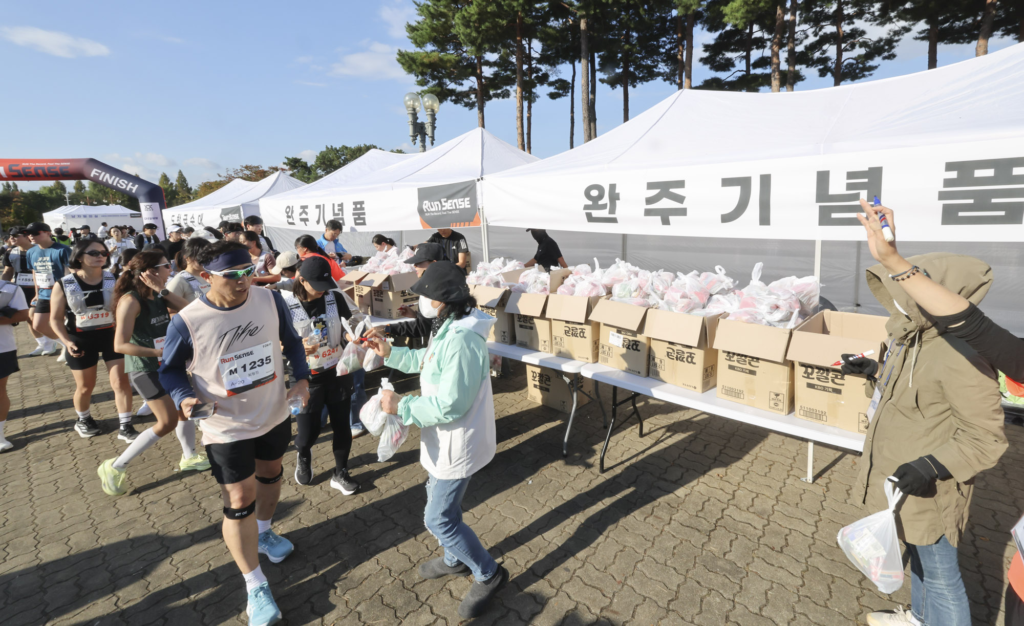 런센스;마라톤;버닝런;런센스2026;비즈한국