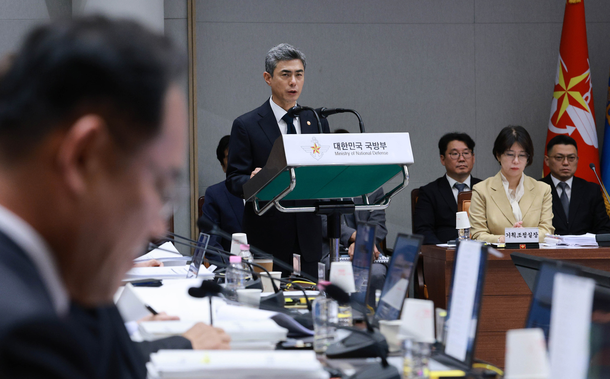 정치;국정감사;국방위원회의 국방부;국정감사;강신철 장관
