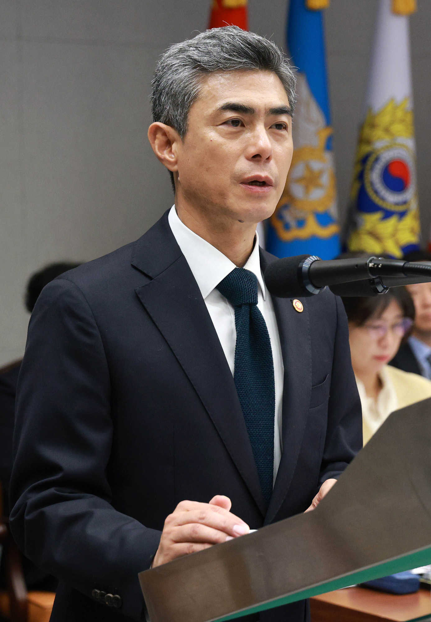 정치;국정감사;국방위원회의 국방부;국정감사;강신철 장관