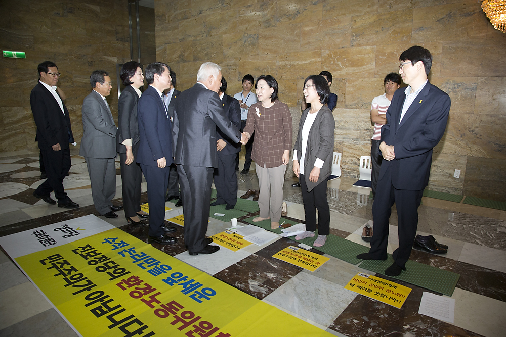 정치/정당/정의당/농성