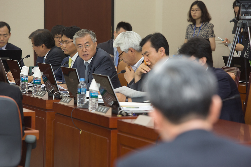 정치/정당/국회/상임위/국방위/22사단/무장탈영/