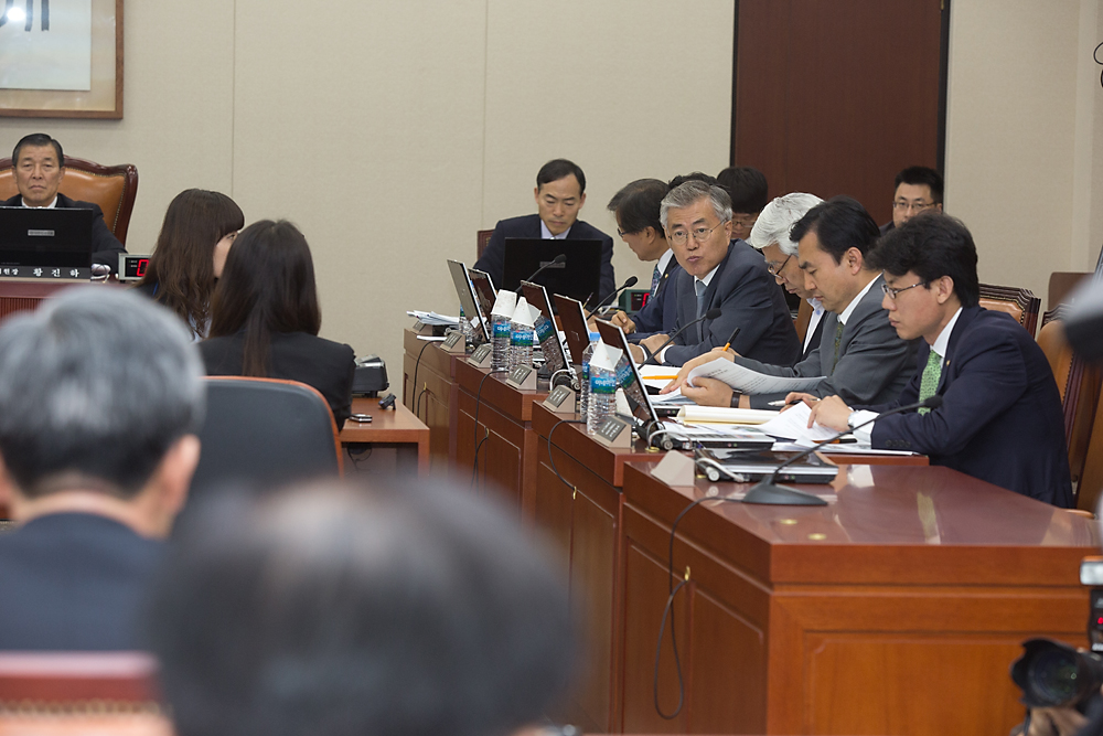 정치/정당/국회/상임위/국방위/22사단/무장탈영/