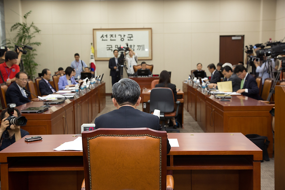 정치/정당/국회/상임위/국방위/22사단/무장탈영/