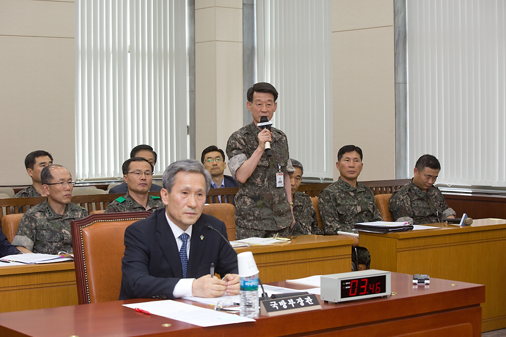 정치/정당/국회/상임위/국방위/22사단/무장탈영/