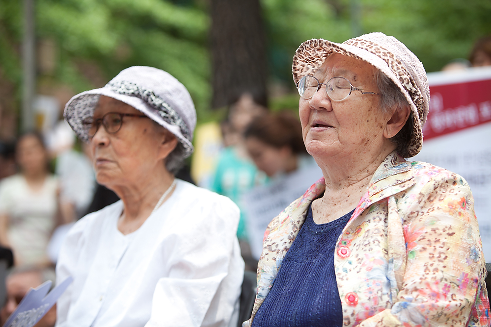 위안부할머니/수요집회/일본/집단자위권/한일관