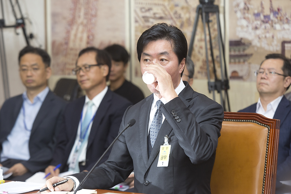 정치/국회/상임위/교육문화체육관광위원회/교문