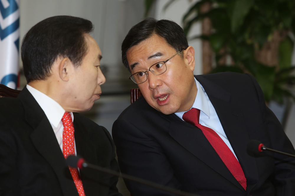 정치/국회/새누리당/최고위원회의/김정훈이인제