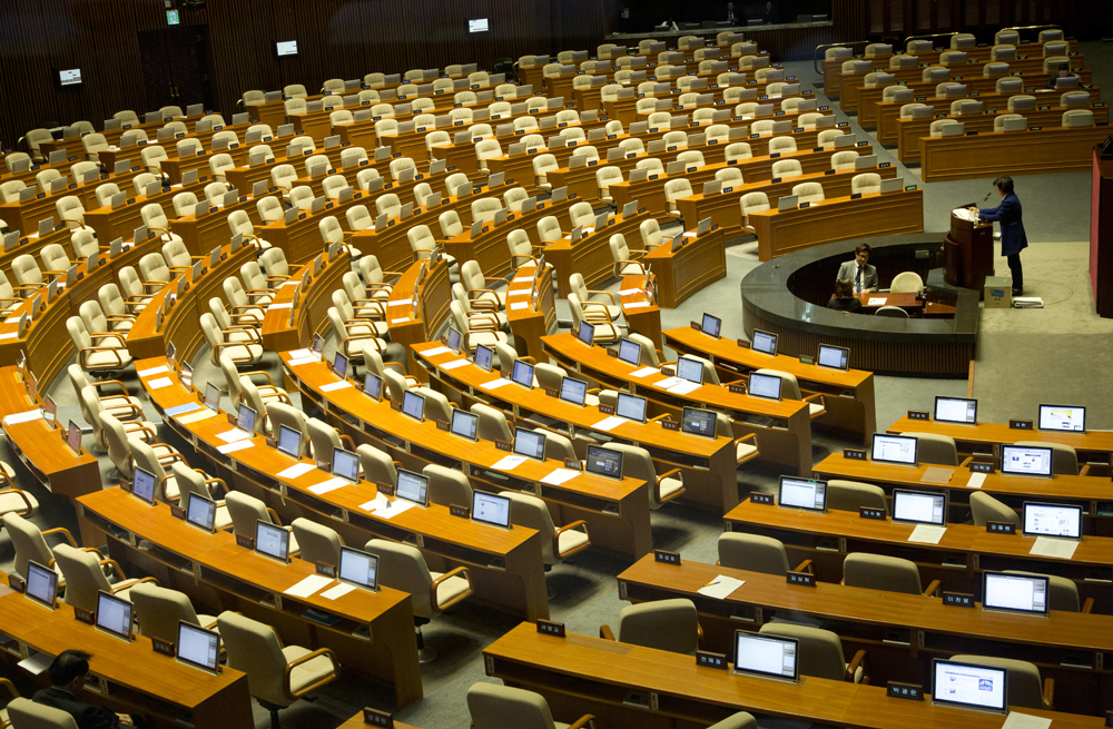 정치/국회/본회의장/필러버스터/텅빈본회의장/