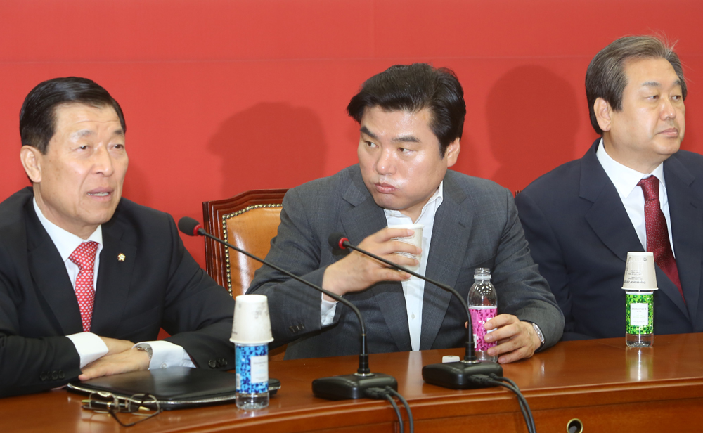 정치/새누리당/김무성사퇴/선대위해단식/원유철