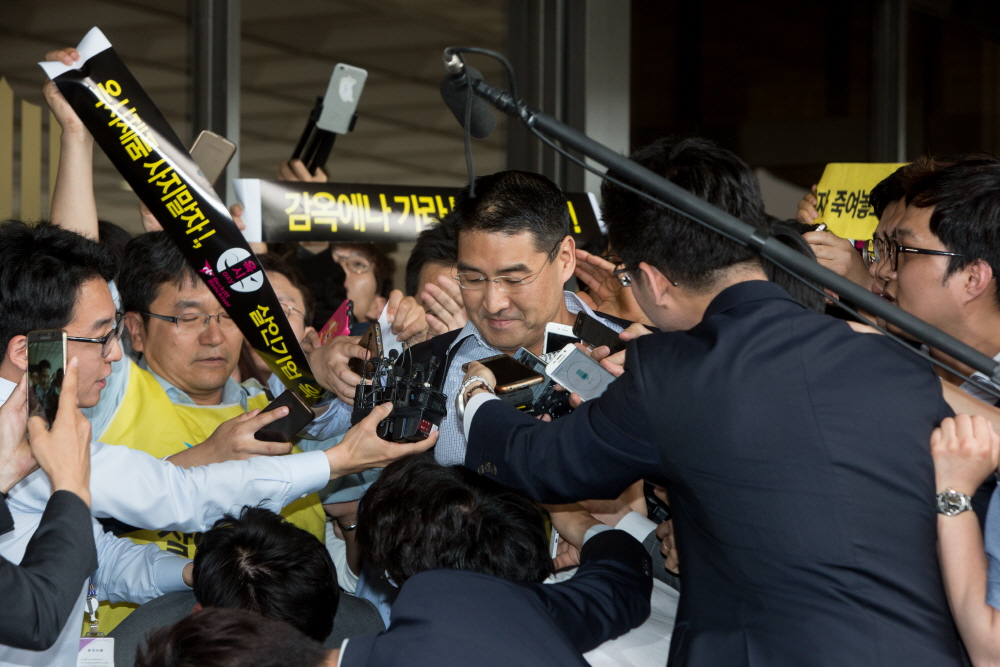 존 리,존 리 전 대표,옥시 존리,존리,신현우,옥시레킷벤키저