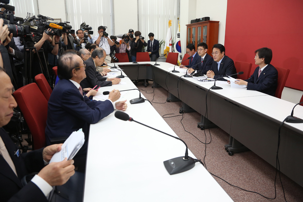 정치/국회/새누리당/정진석/가덕도공항/김해공