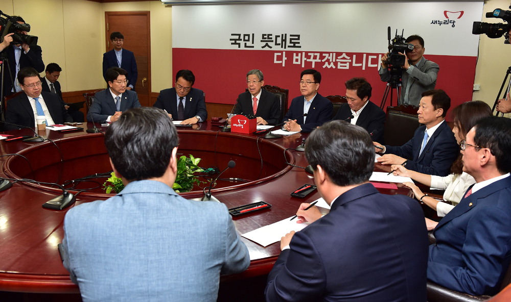 정치/새누리당/비상대책위원회의/정진석/김희옥