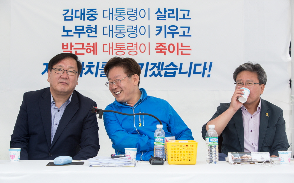 이재명/채인석/염태영/이재명 성남시장/ 채인석 