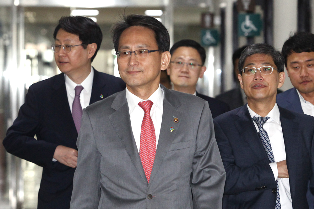 정치/국회/정보위원회/법무부차관