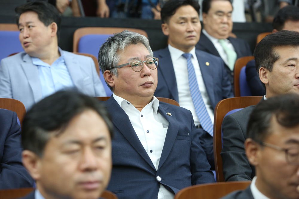 정치/국회/더불어민주당/의원총회/조응천