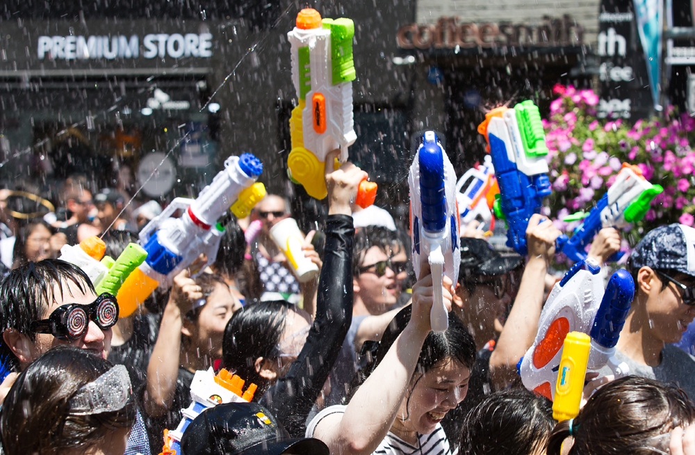 문화/축제/행사/물총축제/제4회신촌물총축제/신