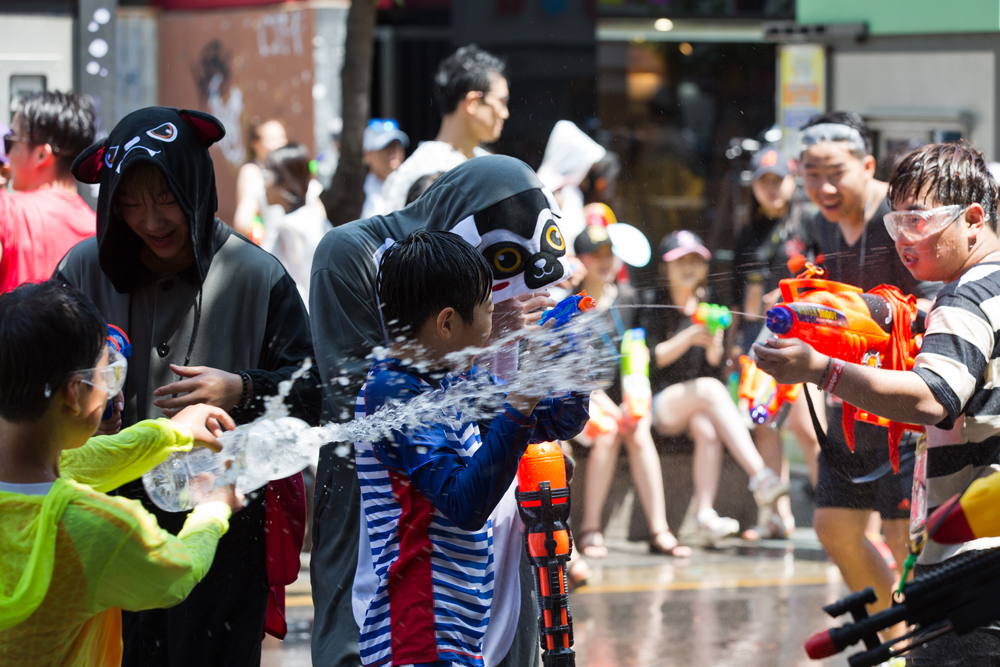 문화/축제/행사/물총축제/제4회신촌물총축제/신