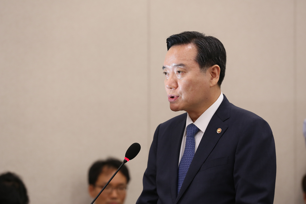 정치/국회/법제사법위원회/법무부장관/김현웅