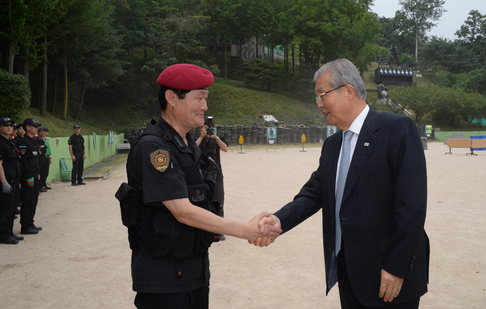 정치/정당/김종인/경찰특공대/
