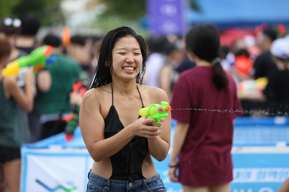 사회/한강물싸움축체/물총싸움/더위/