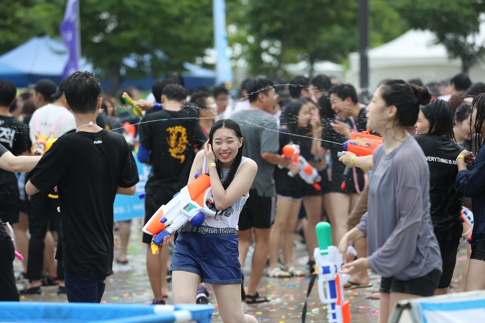 사회/한강물싸움축체/물총싸움/더위/