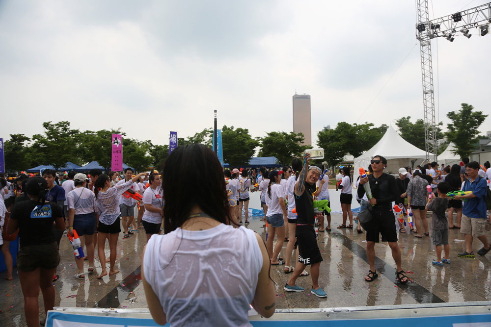 사회/한강물싸움축체/물총싸움/더위/