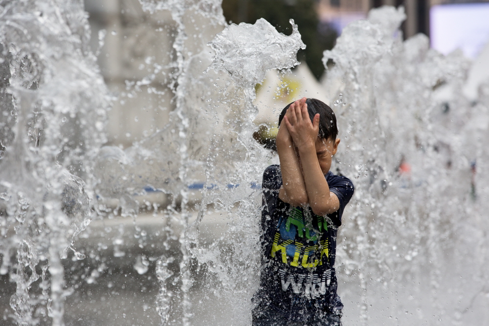 더위/광화문광장/광화문분수/광화문광장 분수대