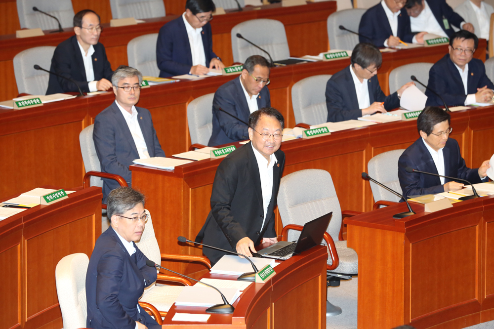 정치/국회/예산결산특별위원회 전체회의/유일호