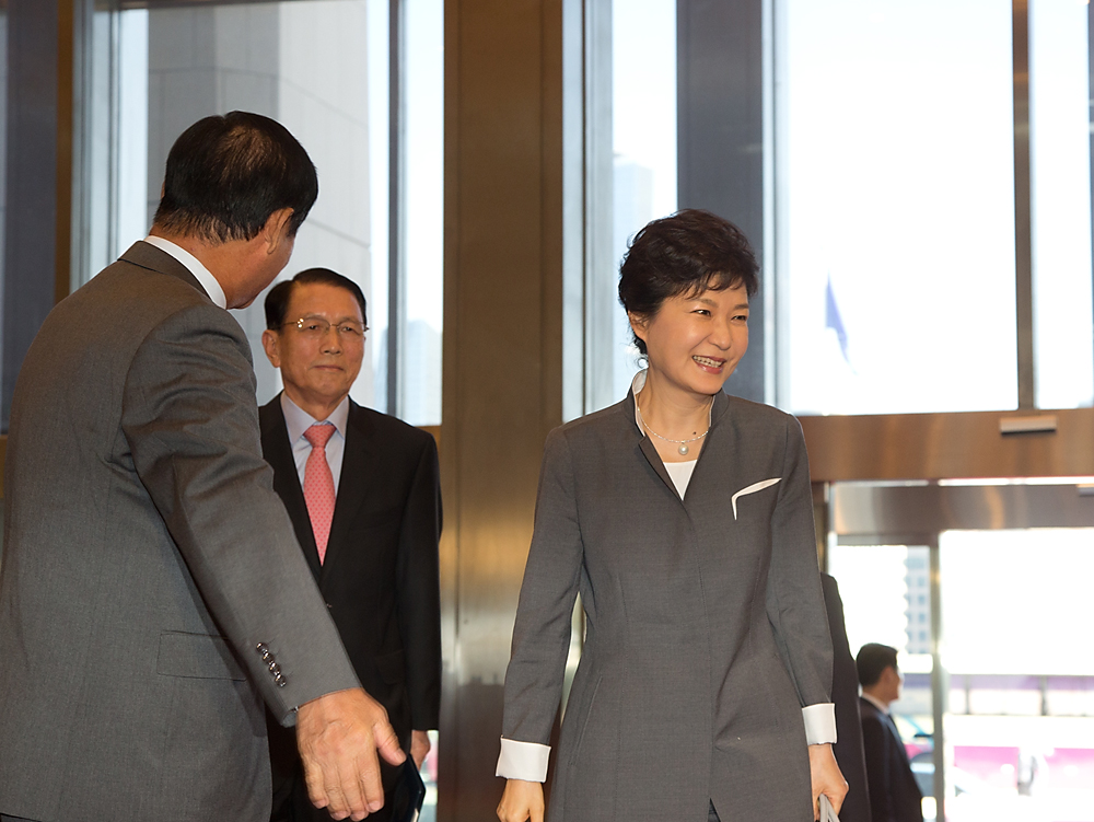 정치/정부/대통령/국회/여야회담/3자회담/박근혜