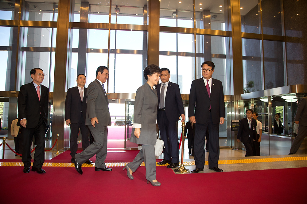 정치/정부/대통령/국회/여야회담/3자회담/박근혜