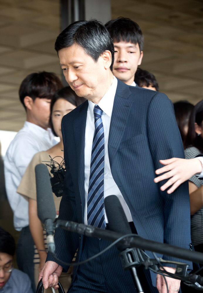 신동주,롯데,롯데홀딩스,신동주 검찰 출석,신동주 검찰