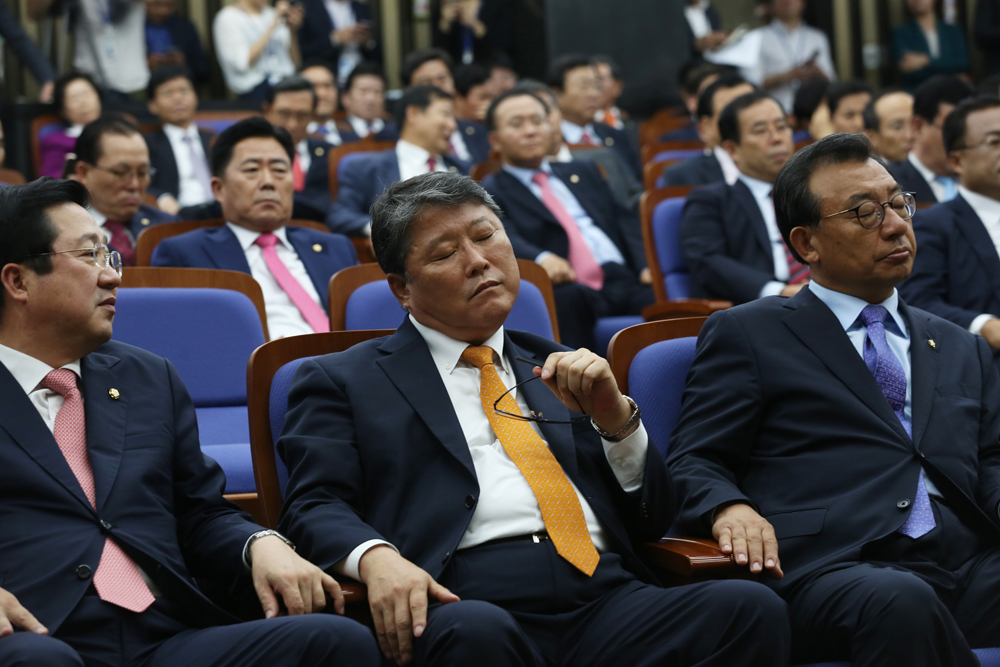 정치/국회/새누리당/의원총회/조원진