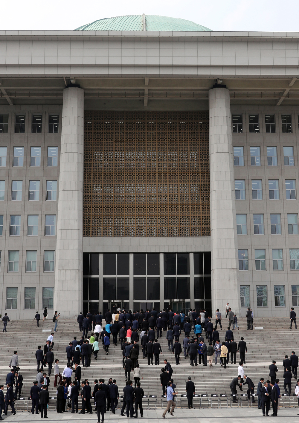 정치/국회/국회의원기념촬영/국회의원단체사진/