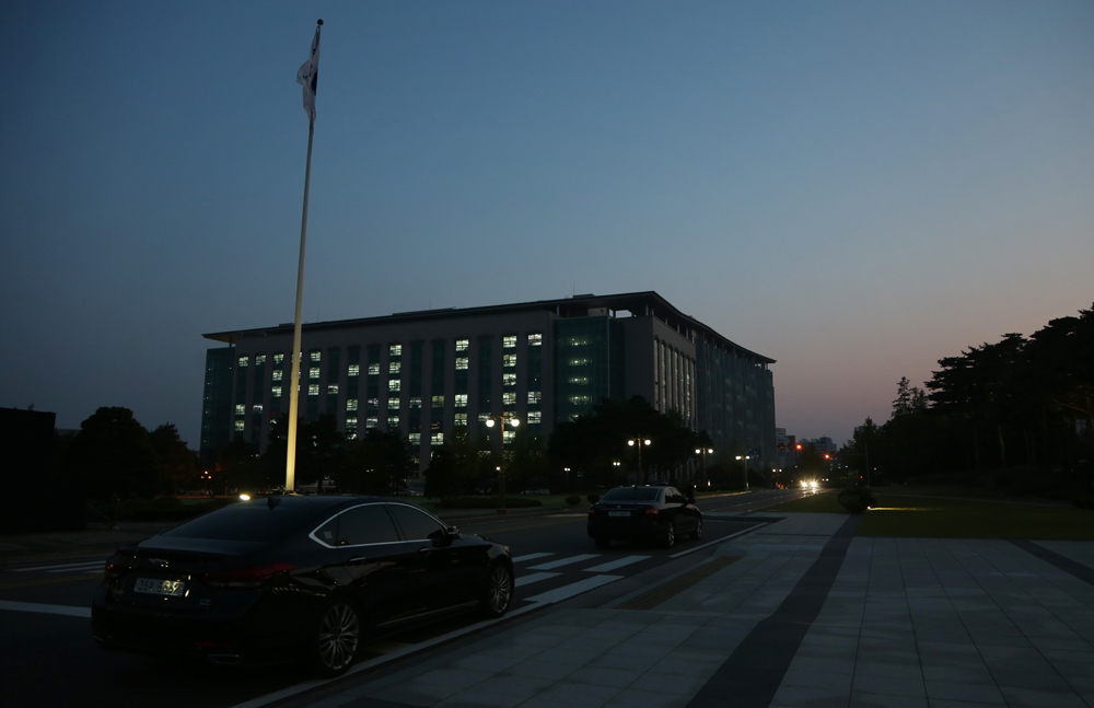 정치/국회/국회본청/불껴진국회