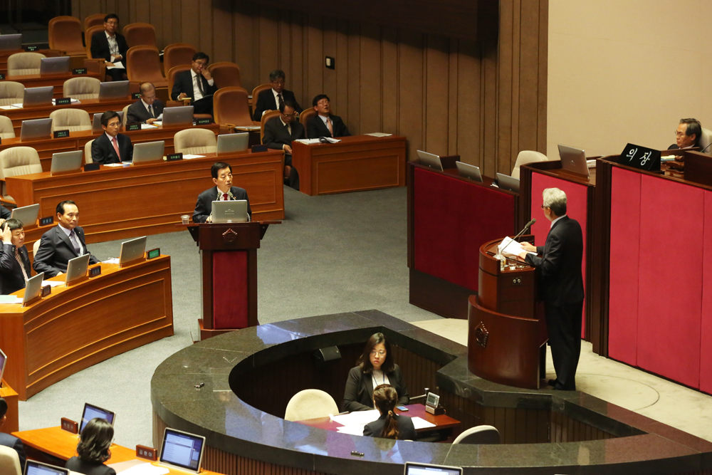 정치/국회.대정부질문,본회의,이철우,한민구