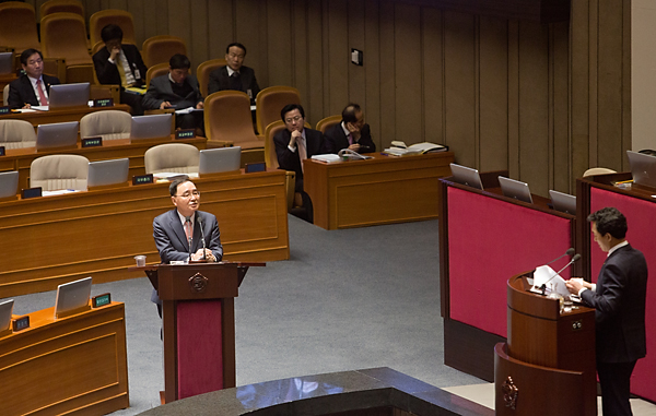 정치/국회/국회의원/정당/본회의/대정부질문/본