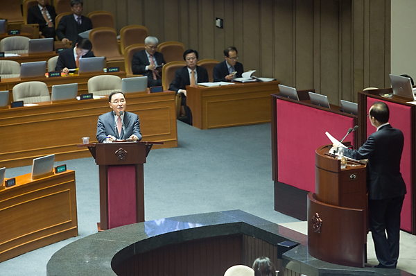 정치/국회/국회의원/정당/본회의/대정부질문/외