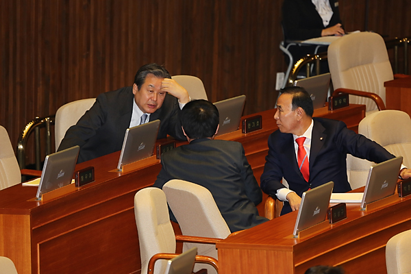 정치/국회/국회의원/정당/본회의/대정부질문