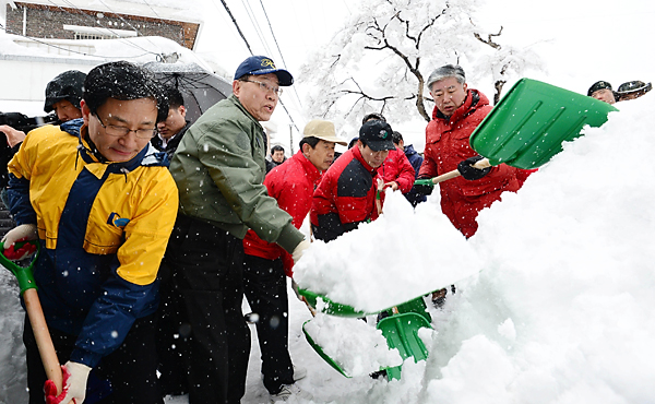 정치/정당/새누리당/황우여/강원도폭설/제설현