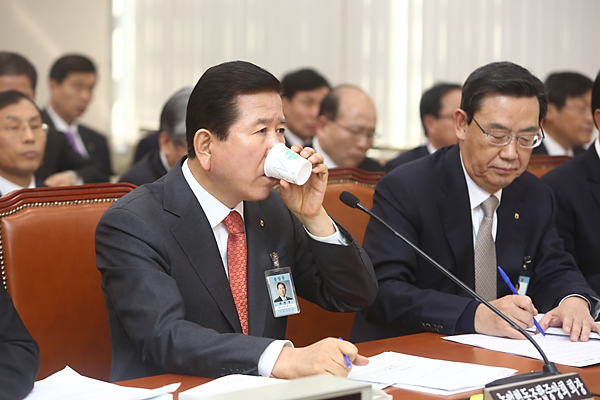 정치/국회/국회의원/정당/농협카드/농림축산식