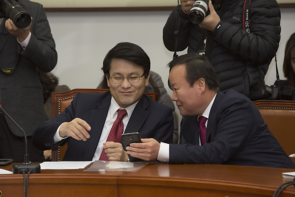 정치/정당/새누리당/최고위원회의