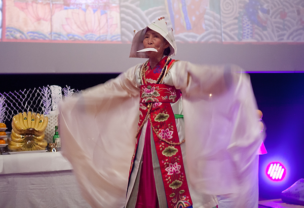 만신/김금화/중요무형문화재/신내림/무당/무속