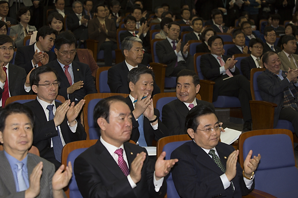 정치/정당/민주당/의원총회