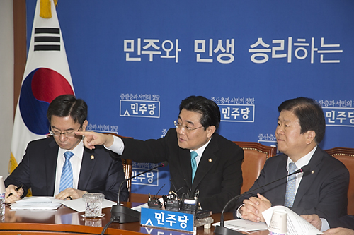 정치/정당/민주당/원내대책회의